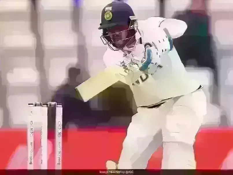 Flamboyant Youngster: Shubman Gill Turns 22, Yuvraj Singh, Dinesh Karthik Lead Wishes